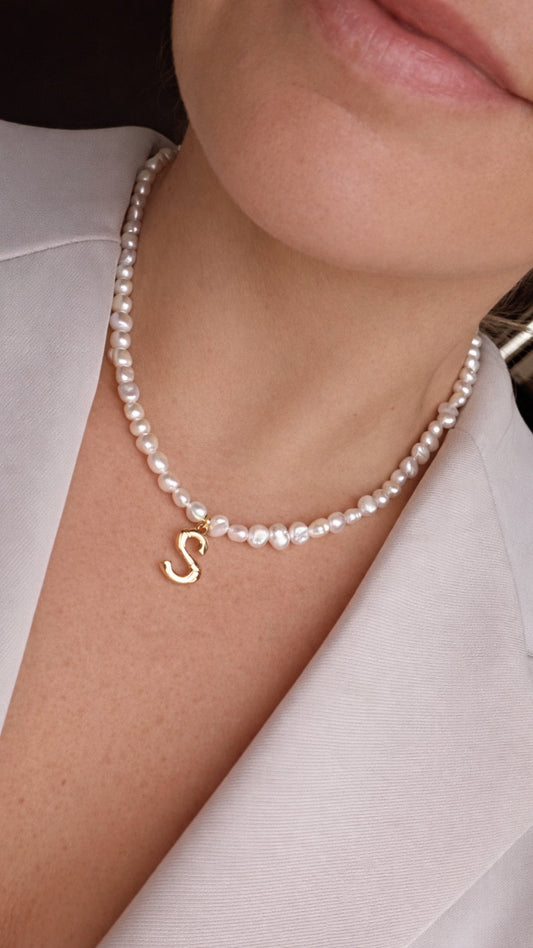 *S* Necklace
